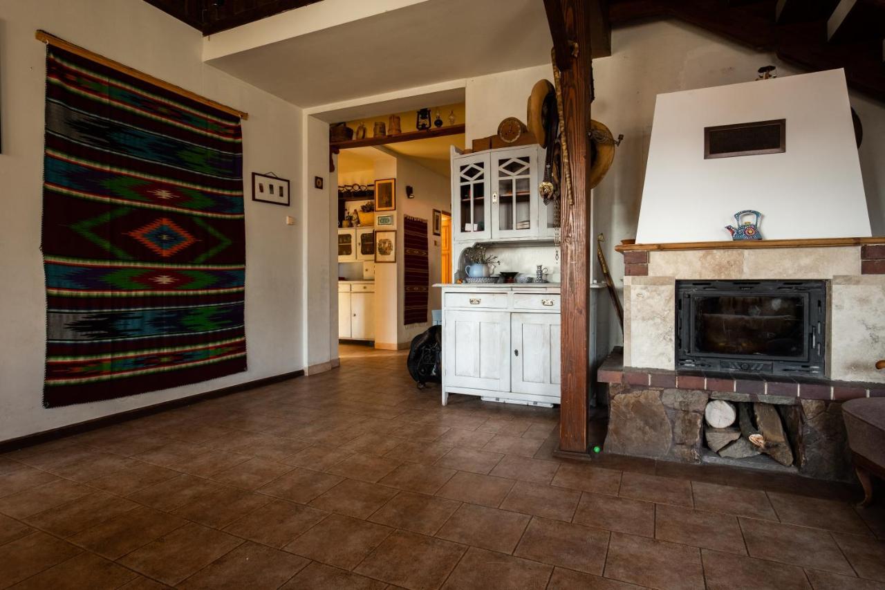 Modryna Ranczo Bed & Breakfast Krasiczyn Exterior photo